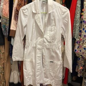 Grey’s Anatomy white lab coat